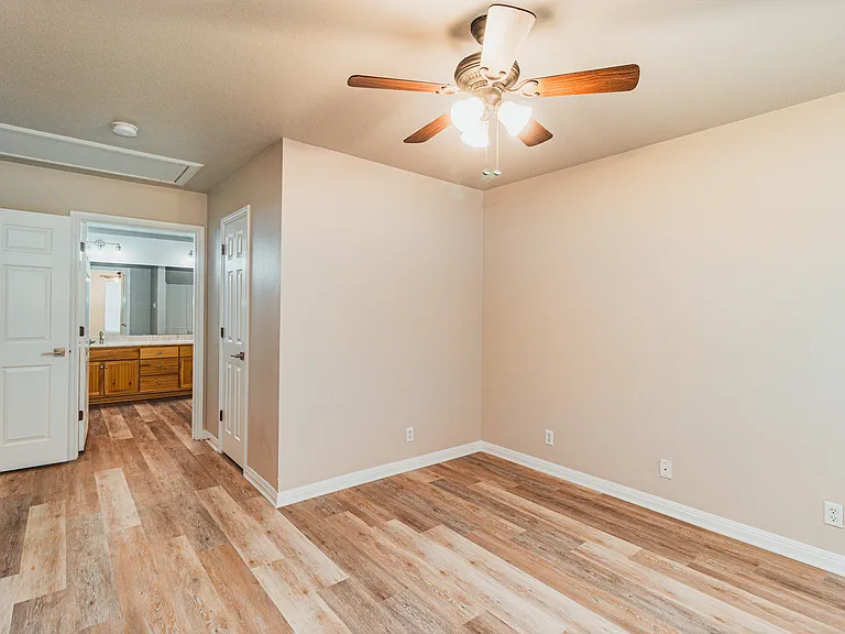 104 San Antonio Rd #502 — Photo 9