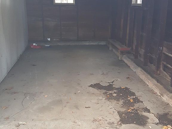 Stall available to tenant