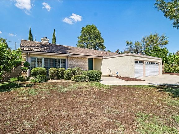 3rd image of 20463 Bermuda St