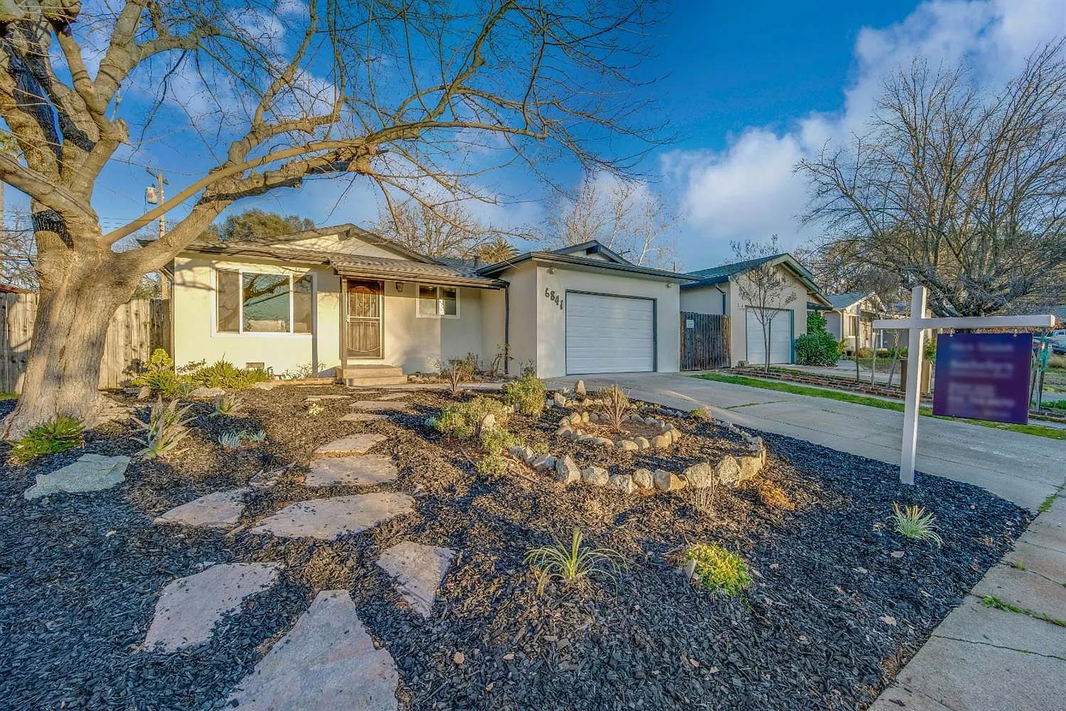 6841 Anchor Cir photo 1