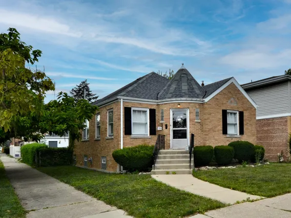 10558 S Albany Ave, Chicago, IL 60655