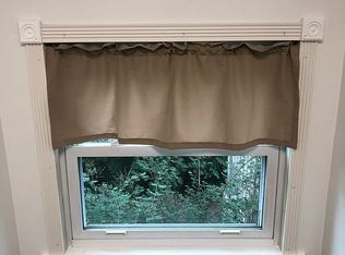 206 S Main St, Capac, MI 48014