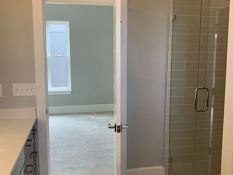 456 Parkway Dr #9 — Photo 33