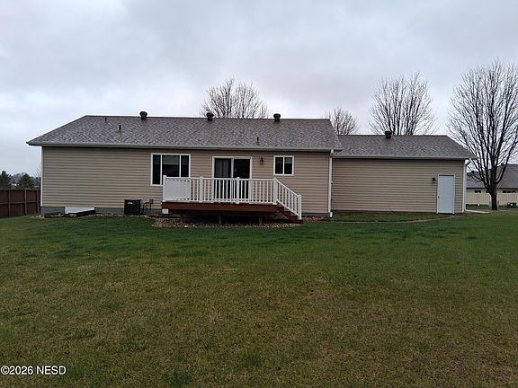 2nd image of 1610 Northridge Dr