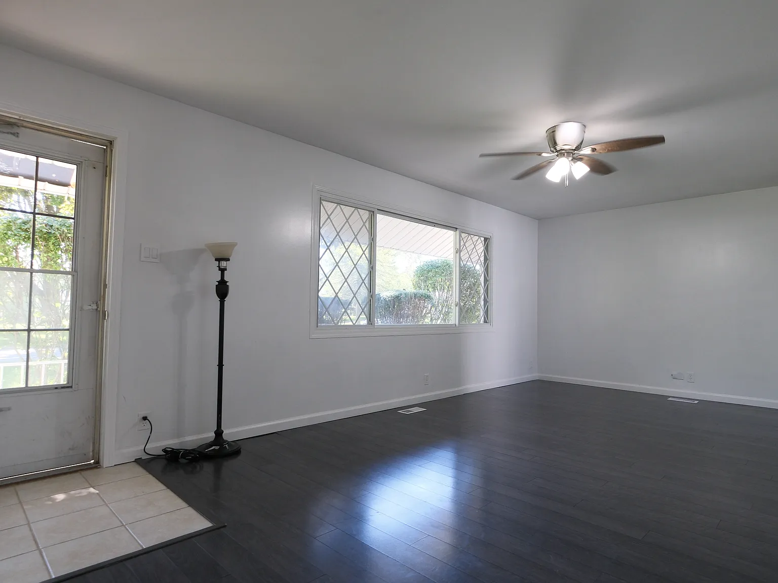 3 bed, 1300 sqft, $1,600 — Photo 4