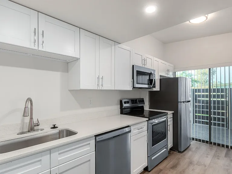 6643 E Earll Dr #1003-A — Photo 3