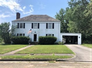 5625 Staff Village Dr, Dublin, VA 24084