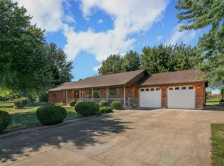 4363 E 2925th Rd, Sheridan, IL 60551