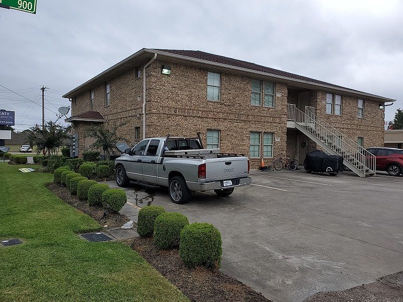 1st image of 1121 Avenue H APT D