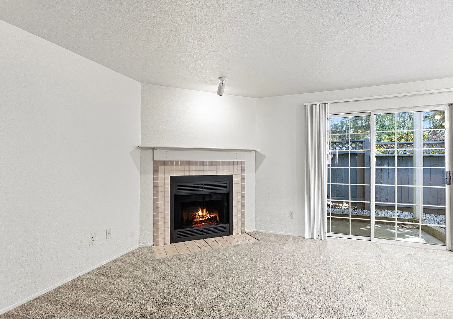 Heron View Apartment Homes — Photo 4