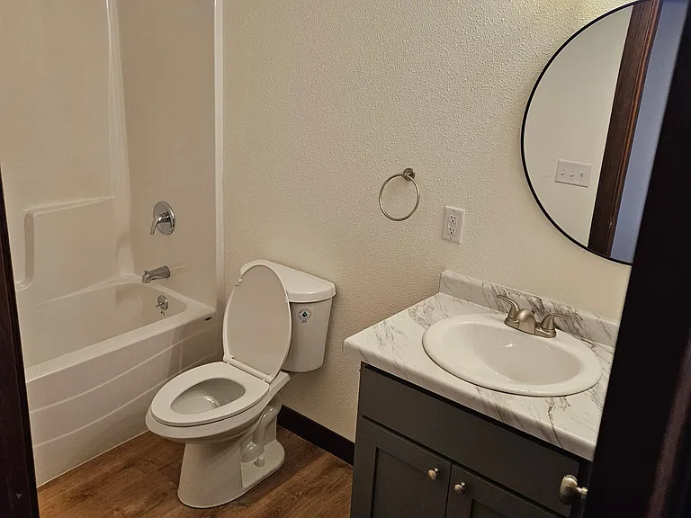 520 21st Ave S — Photo 5