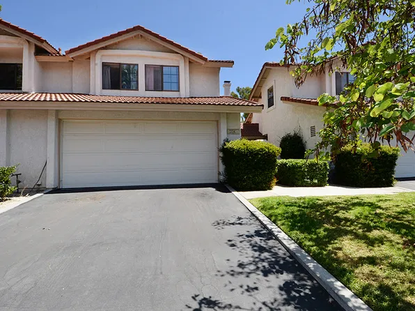 24 Shadow Hill Ln #42, Laguna Hills, CA 92653