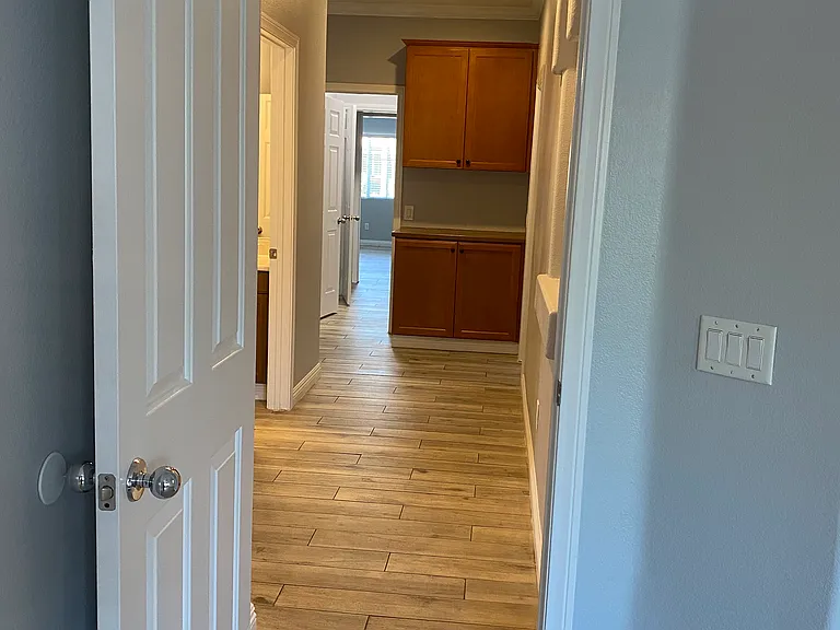 2192 Farm Meadows Dr — Photo 10