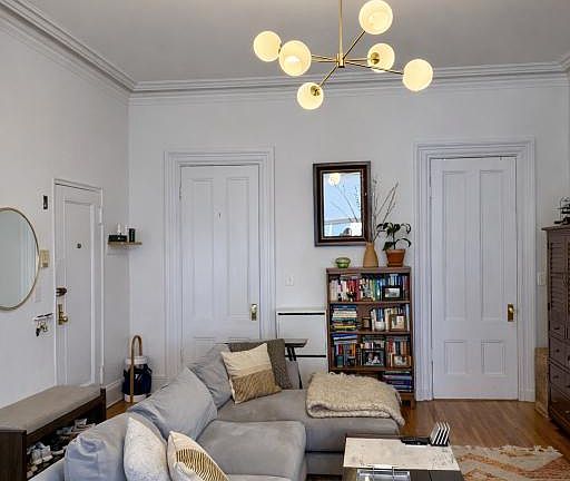 3rd image of 147 Montague St APT 1