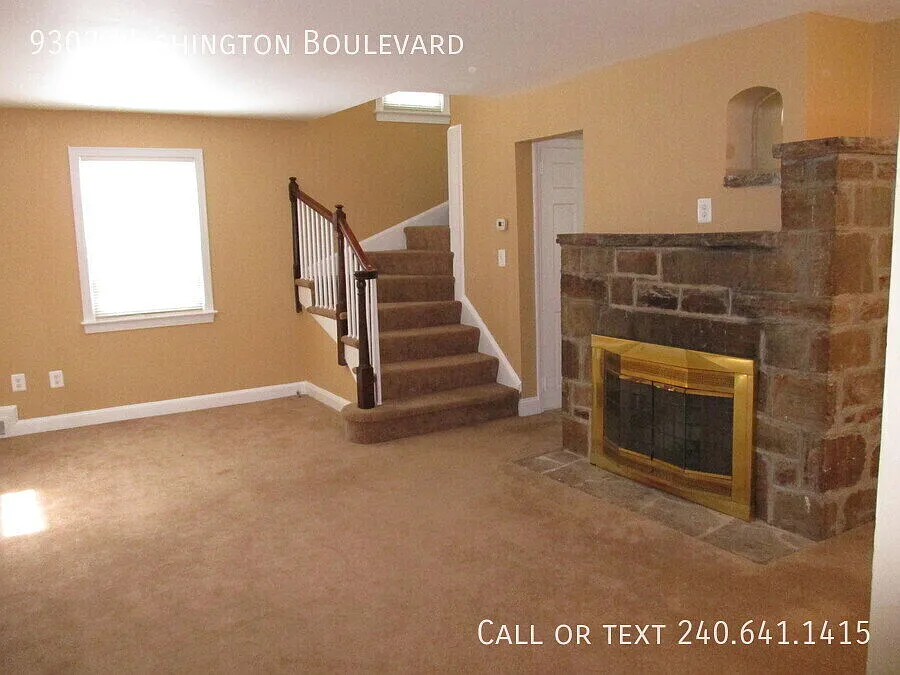 Lovely 2 BR + Den/1.5 BA Single-Family Home in Lanham! — Photo 3