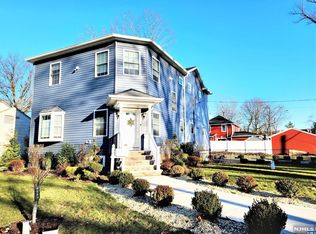 541 John St, Teaneck, NJ 07666