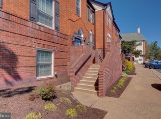 676 Gateway Dr SE Unit 804, Leesburg, VA