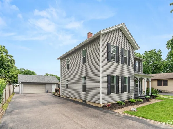 902 N Main St, Sandwich, IL 60548