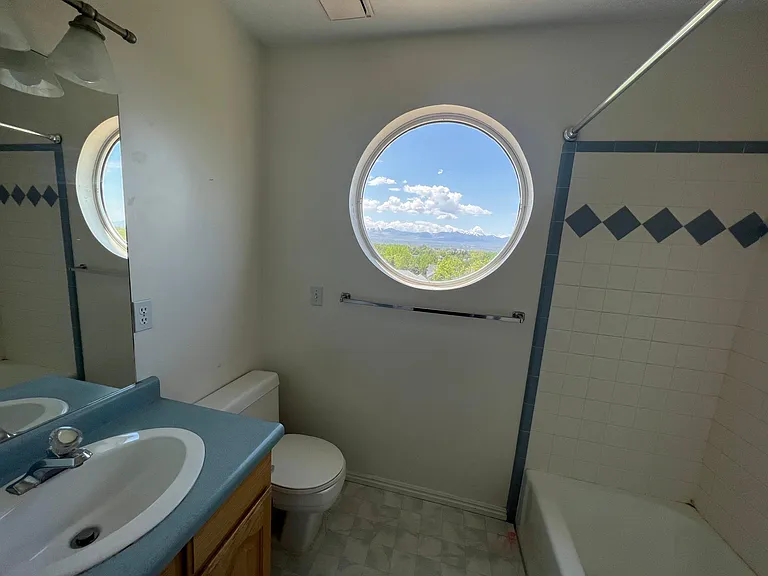 Bathroom at 2nd floor
