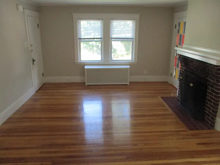 112 Warwick Rd — Photo 8