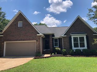 137 Meadow Creek Ln, Mooresville, NC 28117
