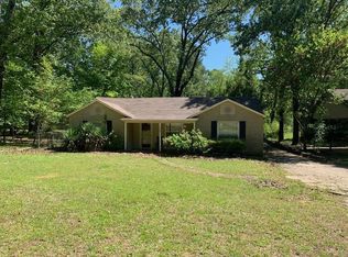 207 Sunset Rd, El Dorado, AR 71730