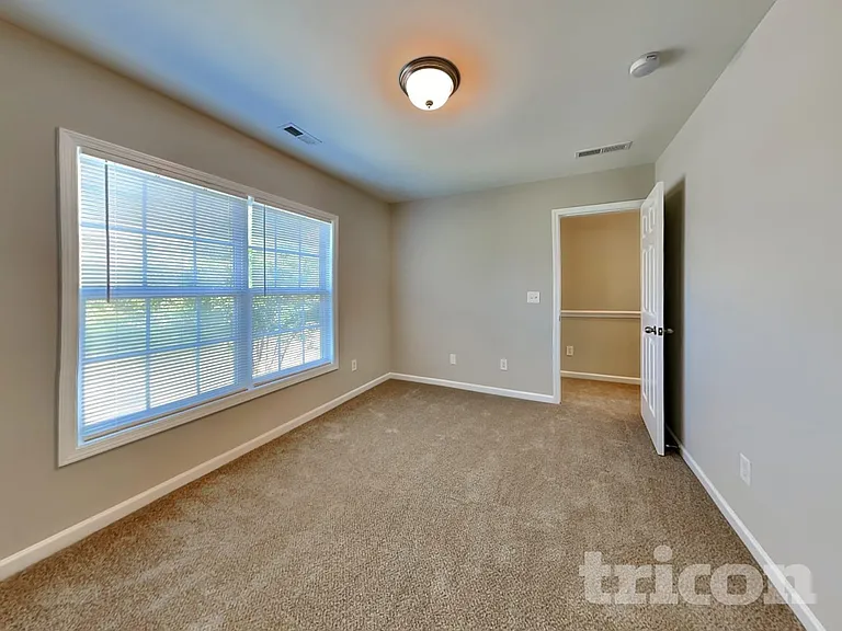 30 Rowan Dr — Photo 9