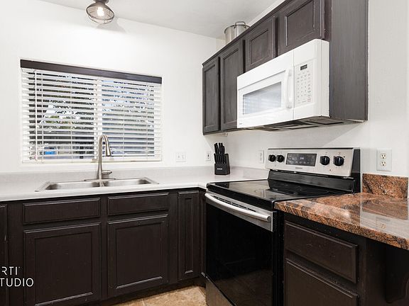 4th image of 444 E Sunland Dr Unit 66