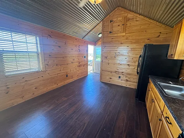 17380 County Road 163 - B — Photo 3