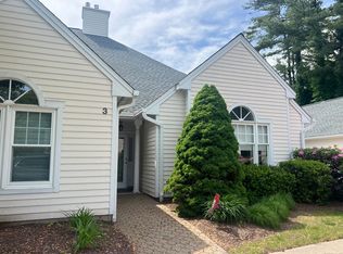 3 Southwick Ct #3, Cheshire, CT 06410