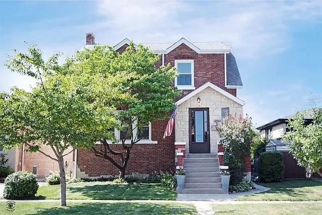 2843 W 100th Pl photo 1