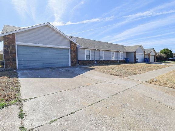 4th image of 12924-12926 E 31st Ct