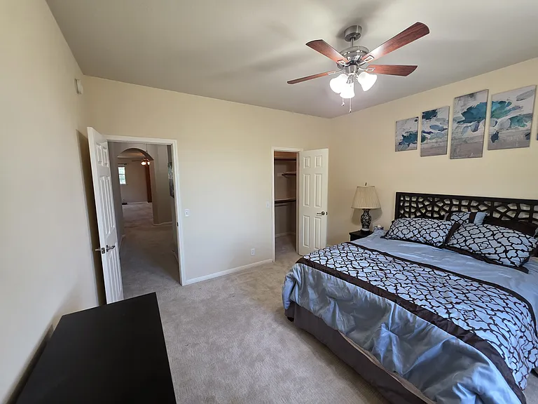 7901 Southwest Pkwy — Photo 13