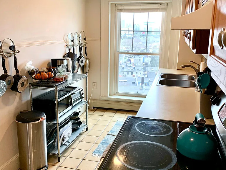 286 Bunker Hill St #3 — Photo 20