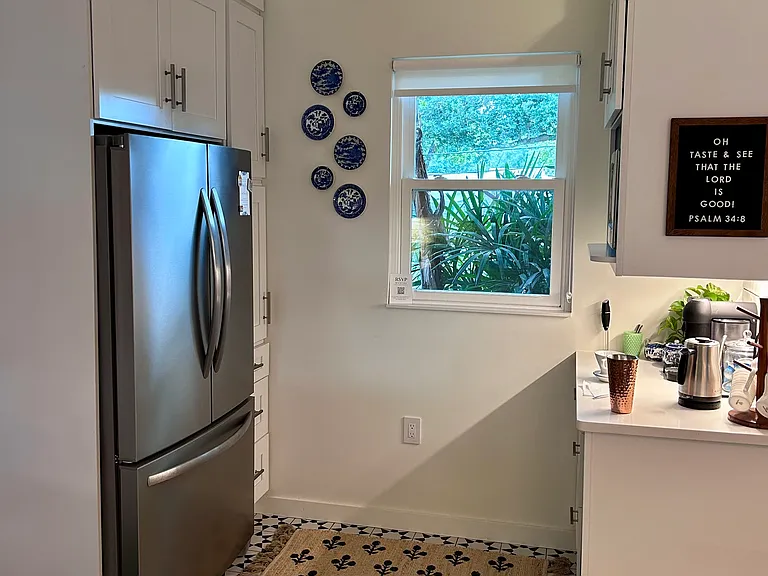 1203 Easton Dr — Photo 28