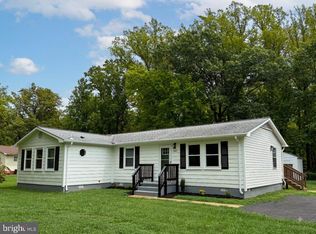 707 Holly Corner Rd, Fredericksburg, VA 22406