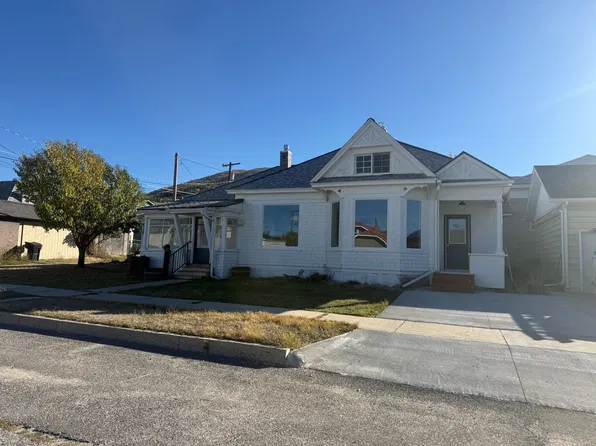 215 W 5th St, Anaconda, MT 59711