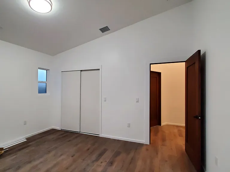 2522 Delaware St — Photo 21