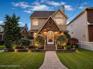 118 Jacques Ave, Staten Island, NY 10306