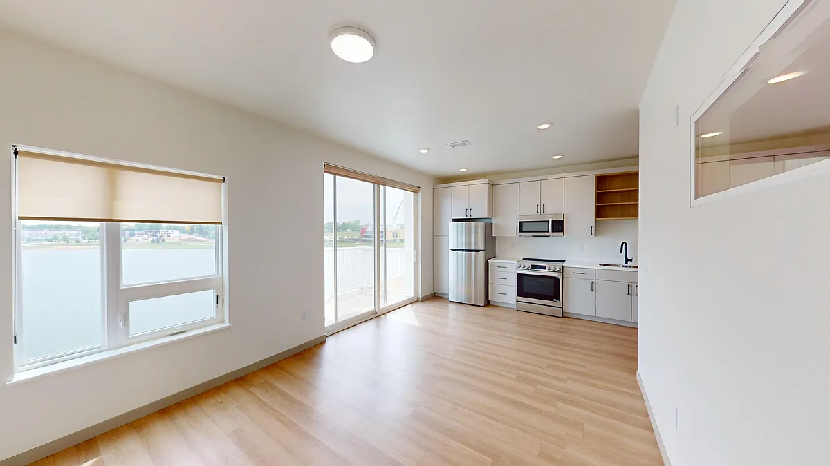 Building Photo - 2300 S Lorraine Pl #408