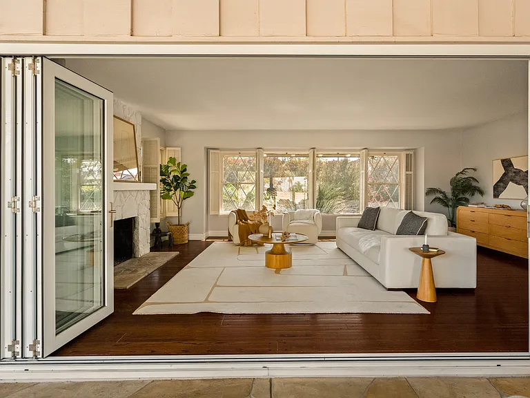 6213 S Corning Ave — Photo 14