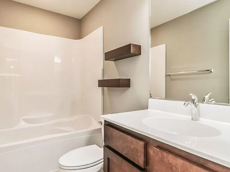 134 Wilder Pl — Photo 9