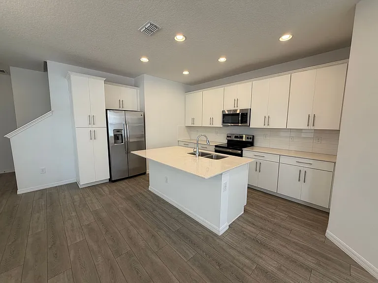 8191 Mosaic Ln — Photo 5