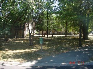 2201 Elisha Ave APT G, Zion, IL