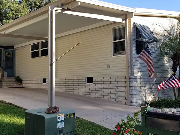 4th image of 10203 Oak Forest Dr