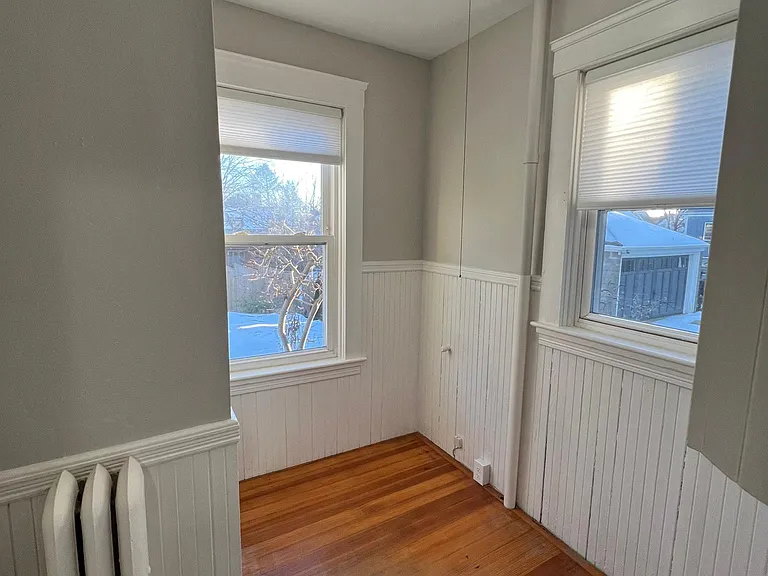 97 Carrington Ave — Photo 4