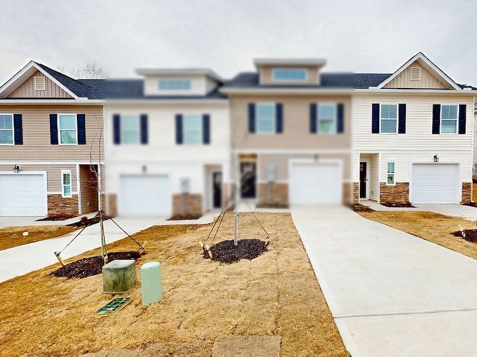 1st image of 233 Winding Chestnut Dr