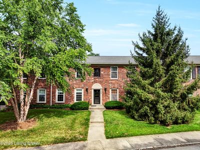 240 Stonehenge Dr APT 103, Louisville, KY, 40207