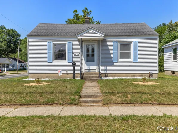 4639 Walton Ave SW, Wyoming, MI 49548