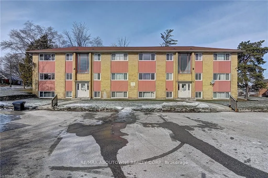Building Photo - 280 Sydney St S #B5
